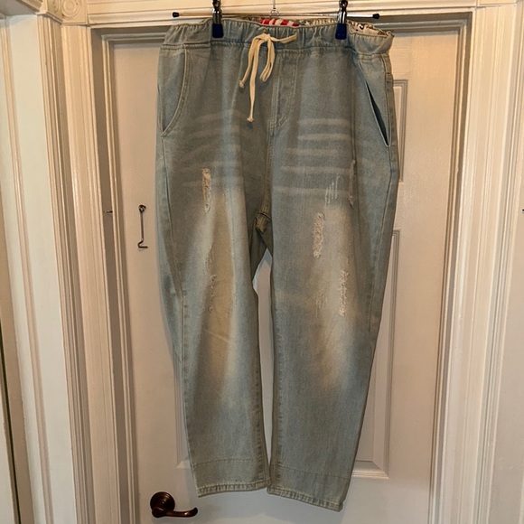 Fabrex Denim - Women’s Fabrex Relaxed Fit Distressed Jeans Size 3XL NWOT